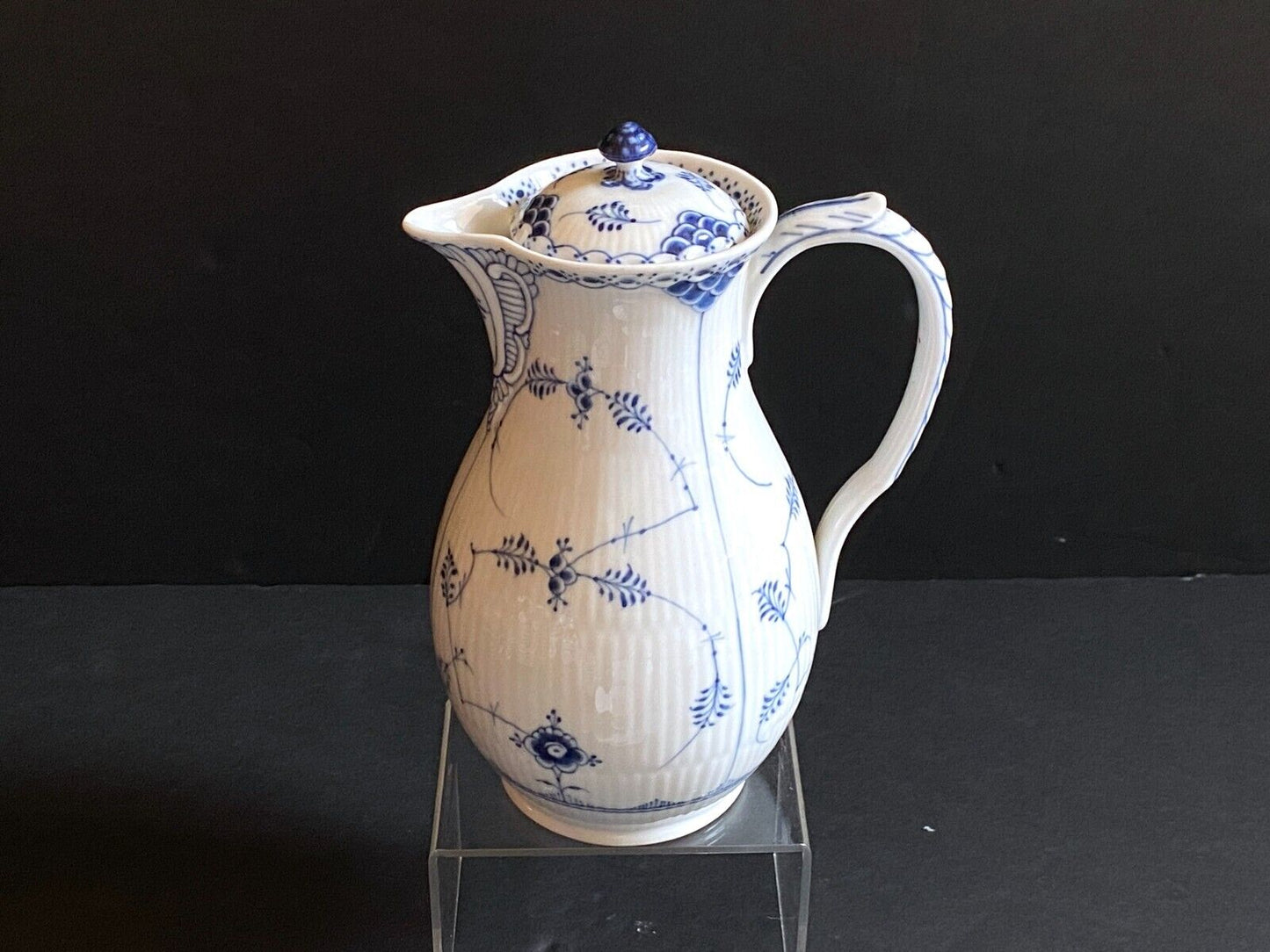 ca. 1900s Royal Copenhagen Blue Fluted Half Lace chocolate pot #507, VERY RARE!