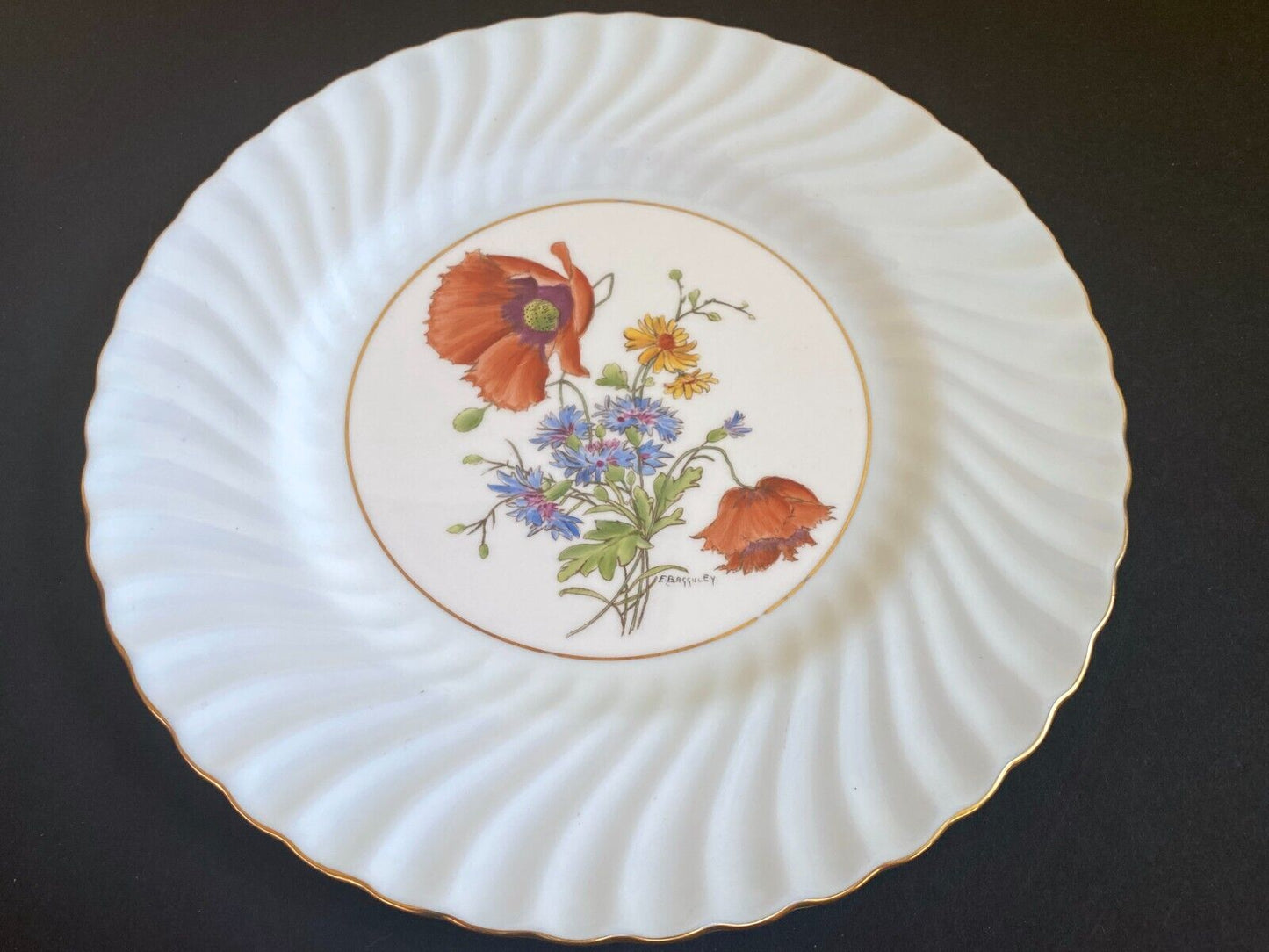 Minton England cabine plates with handpainted floral, artists signed, excellet!