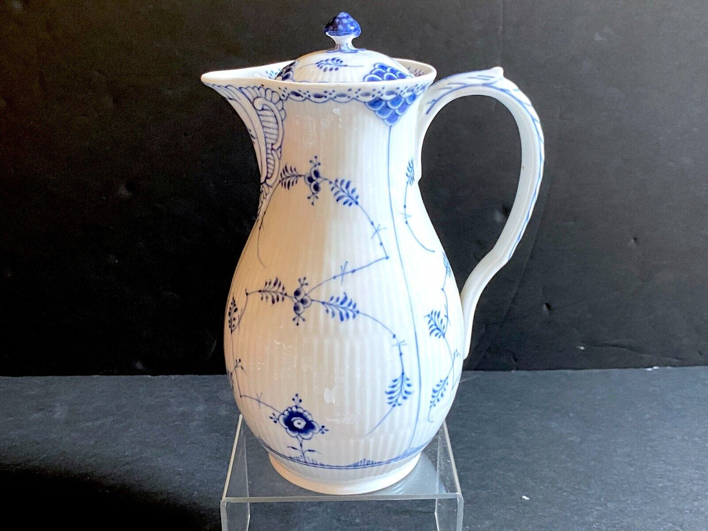 ca. 1900s Royal Copenhagen Blue Fluted Half Lace chocolate pot #507, VERY RARE!