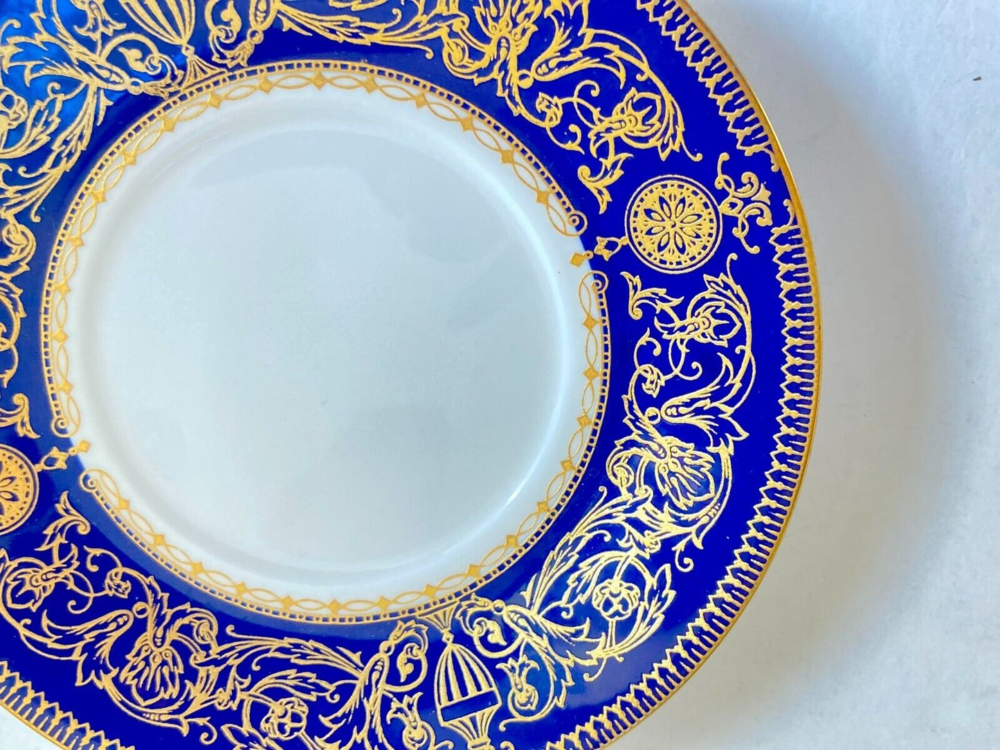 Superb 3 x Royal Worcester Sandringham Cobalt Blue and Gold teacup w/saucers