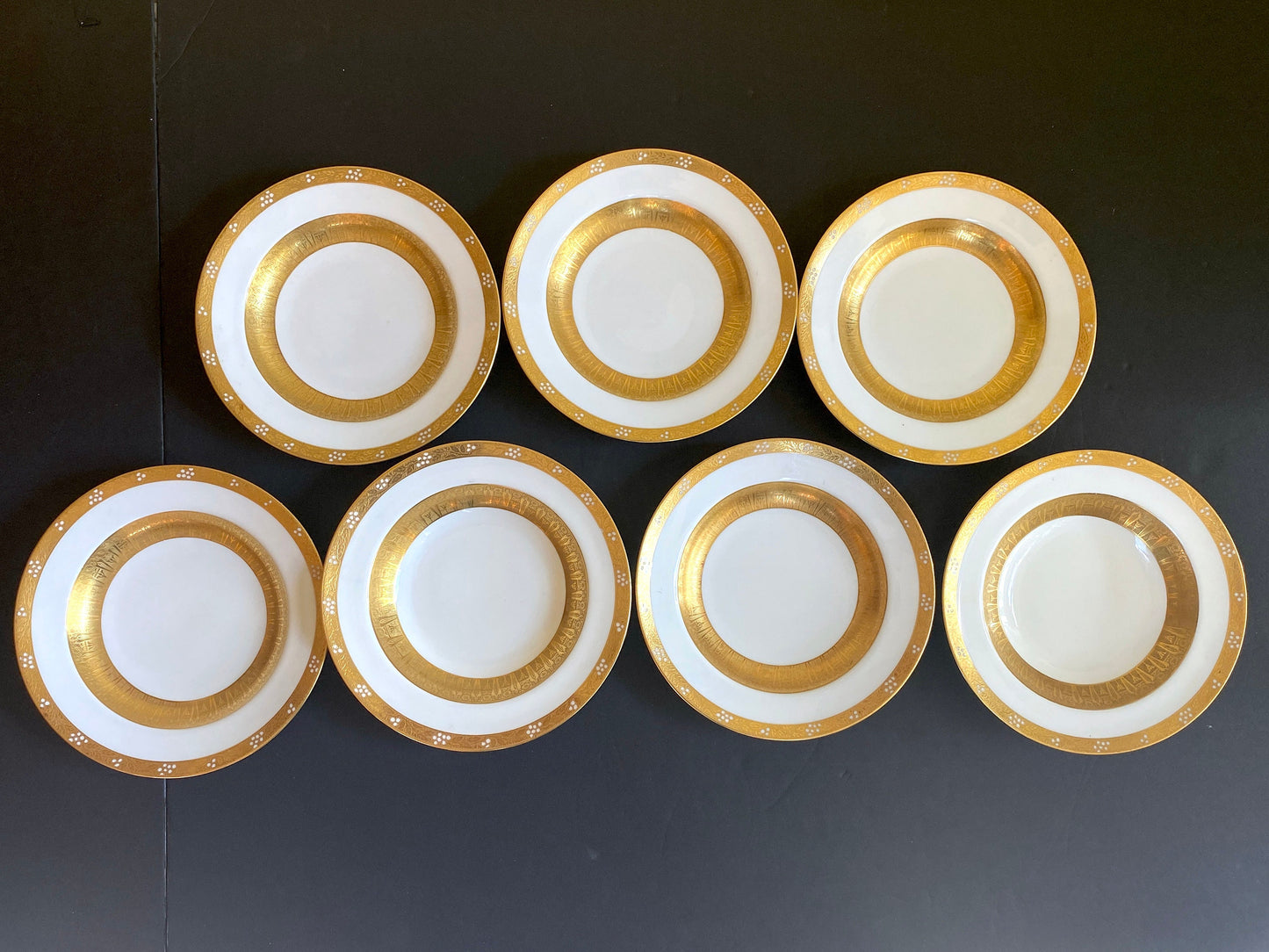 Set of 7 Tifanny & Co. Lenox rimmed bowl, heavy gold encrusted, 9 inches, circa 1910s