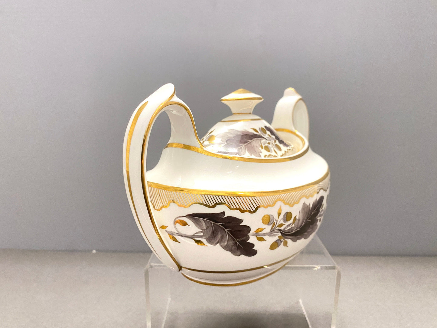 Stunning Tiffany Co. Royal Crown Derby "Portman Oak" pattern lidded sugar bowl with handles, gold accent, ca.1940,rare