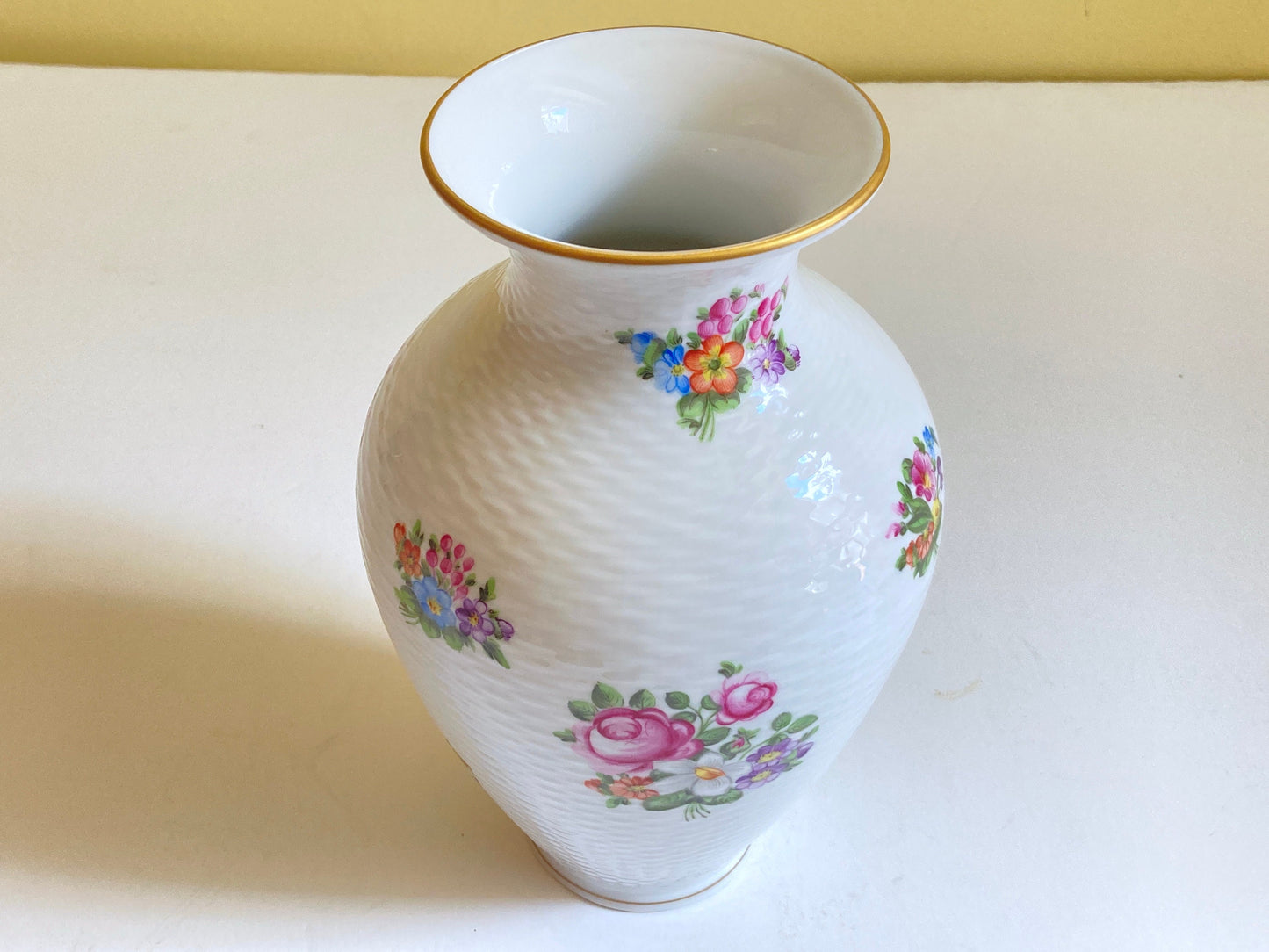 Large Herend "Bunch of Roses" (PBR) vase, No.6962 PBR, 24k accents, 11'' T, ca. 1960s, rare