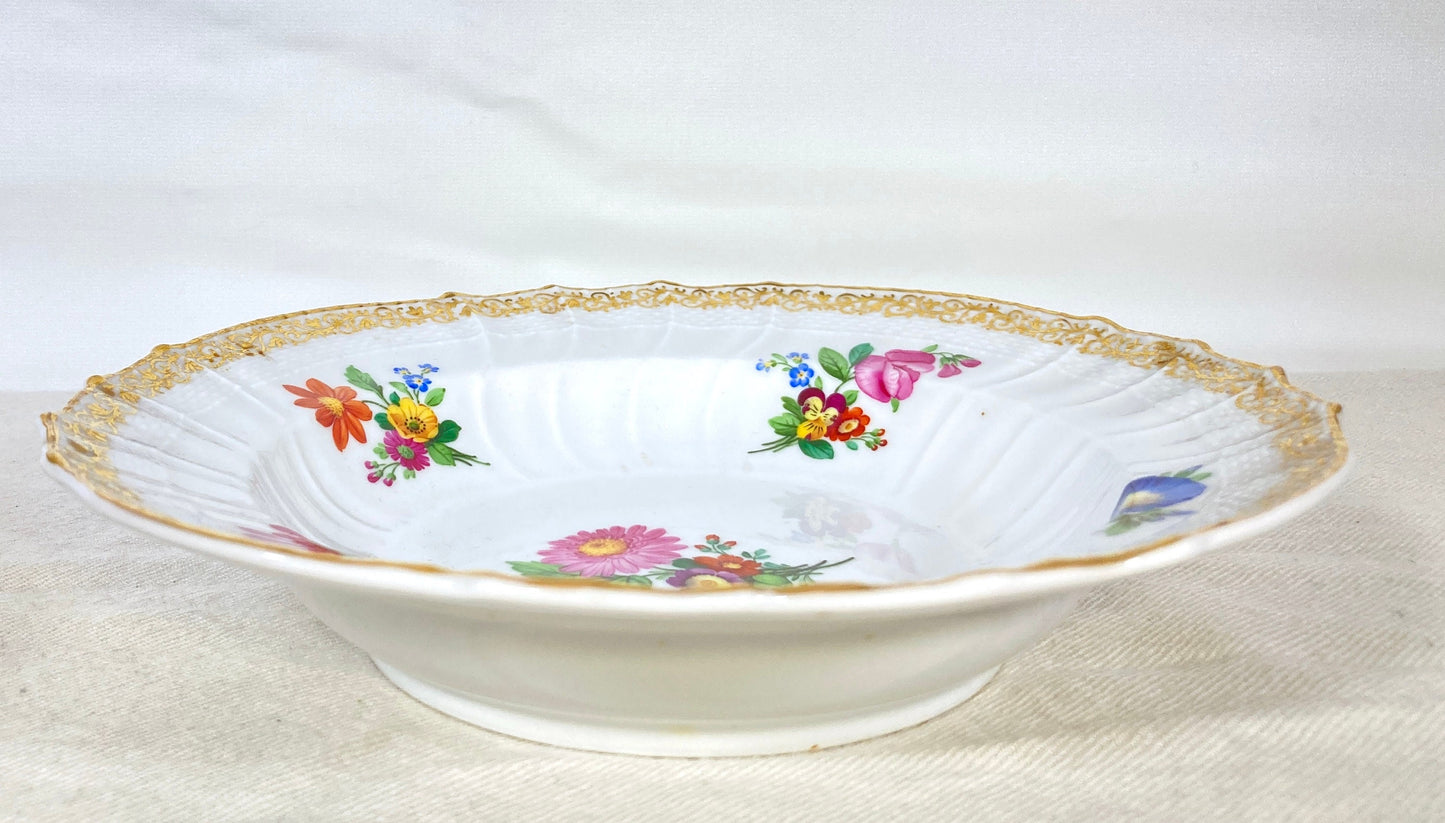 Antique KPM Berlin Rococo style bowls, flower painting and ornamental gilding, ca.1830-1845, made in German, rare!