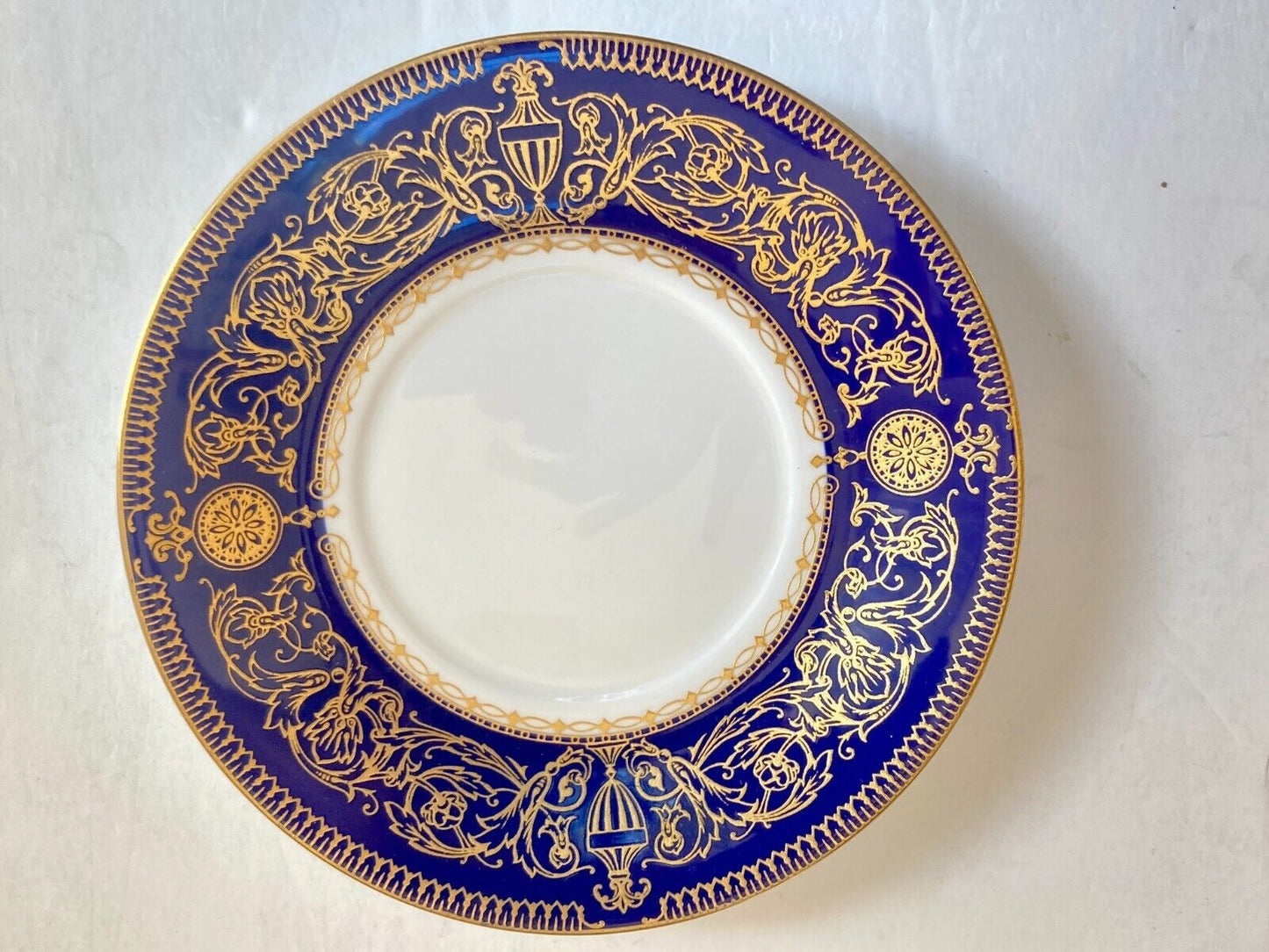 Superb 3 x Royal Worcester Sandringham Cobalt Blue and Gold teacup w/saucers