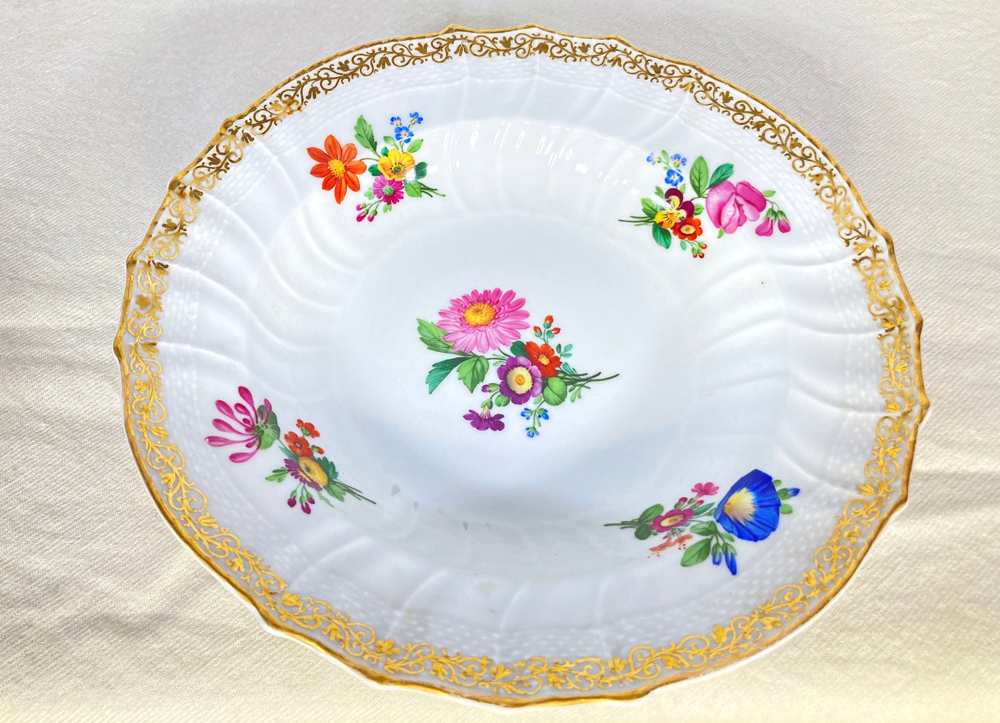 Antique KPM Berlin Rococo style bowls, flower painting and ornamental gilding, ca.1830-1845, made in German, rare!