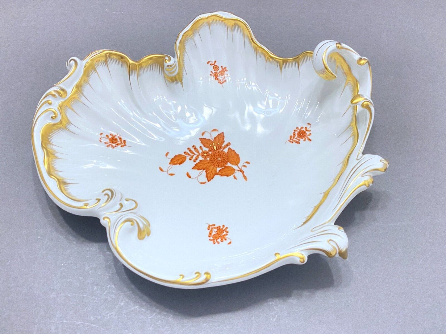 Herend Chinese Bouquet Rust (Apponyi Orange) LARGE Rococo /Wave/leaf dish, NICE