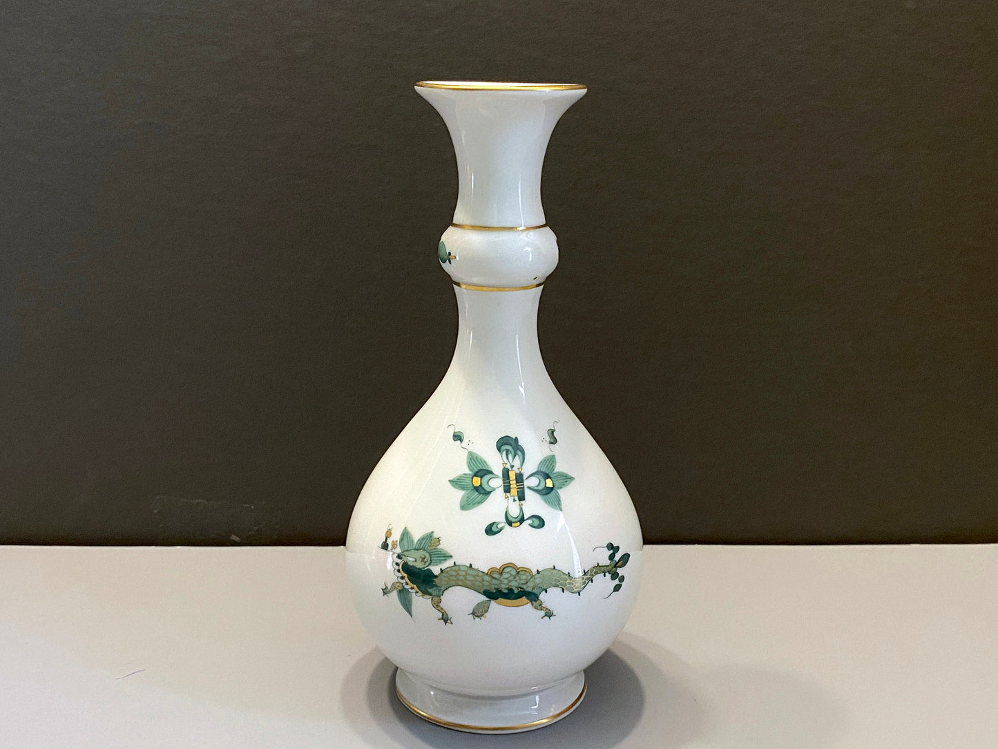 Meissen Reicher Court dragon vase, green dragon and Phoenix motif , gold accent, made in Germany, 1st choice, mint, RARE!