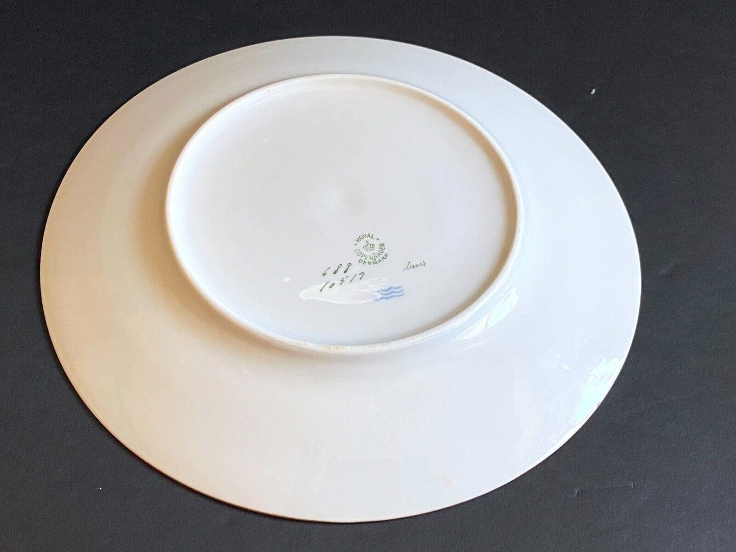 Set 12 Royal Copenhagen Brown Rose bread plates, gold trim, 6 1/4 '', c. 1945