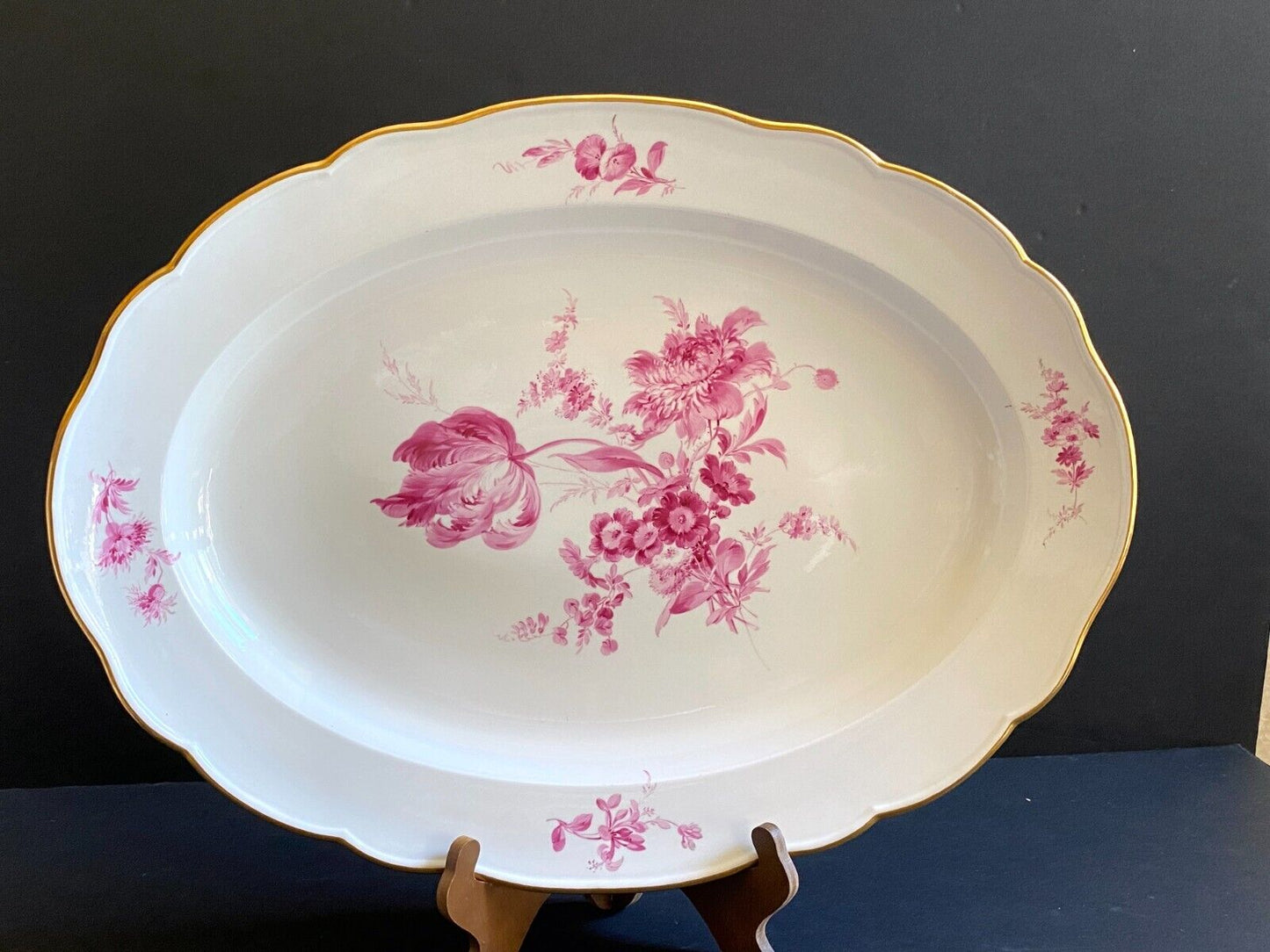 MEISSEN "flower boutique " Purple oval plate , 13 inches, gold accent, 1st