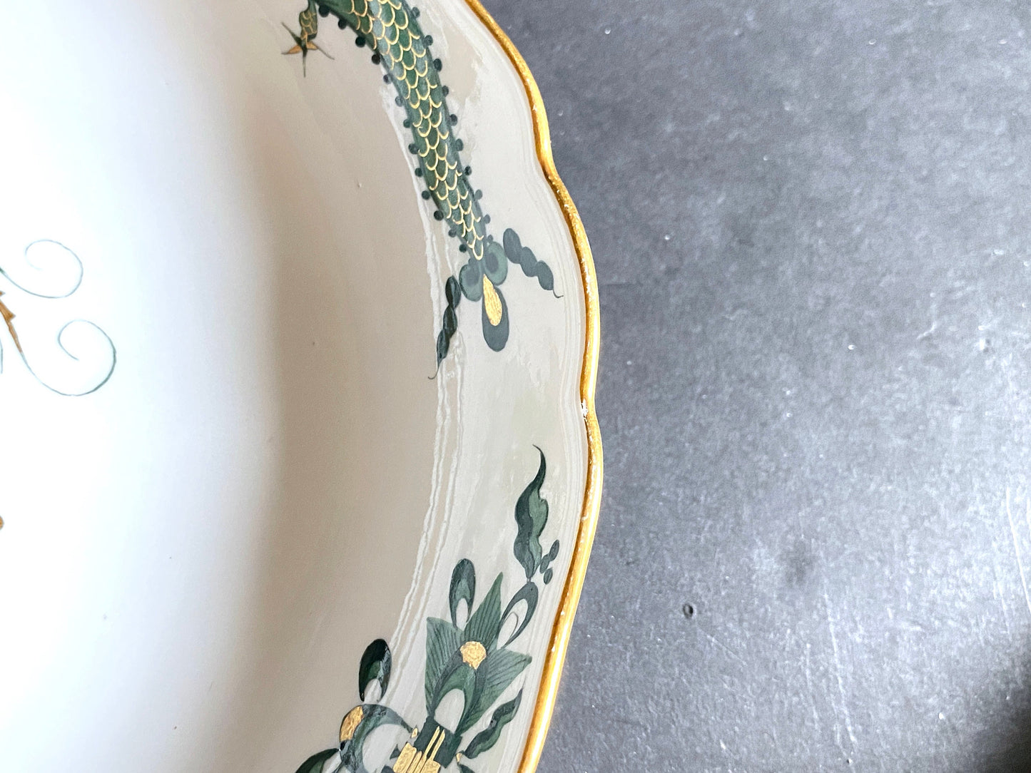 Gorgeous Meissen Rich Court dragon (Green) & Phoenix birds motif serving bowl, gold, 1st quality, excellent!