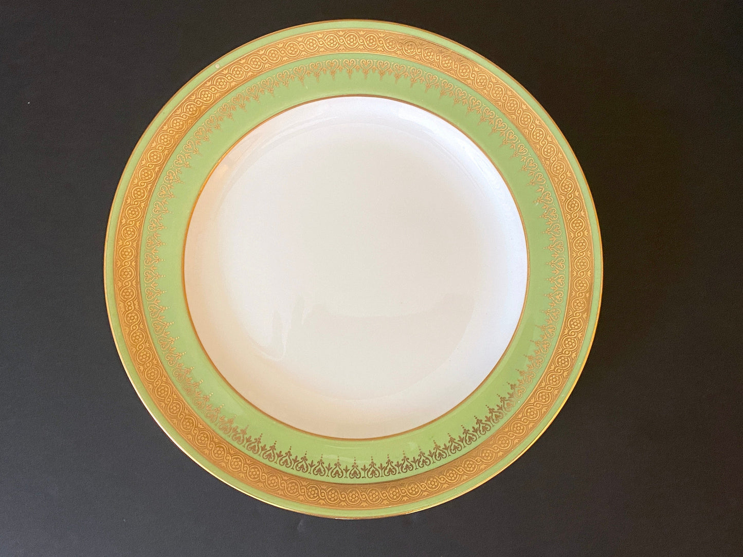 Antique Wedgwood dessert plates, set of 11, gold encrusted green border, 7 inches, bone china, circa 1900s, excellent