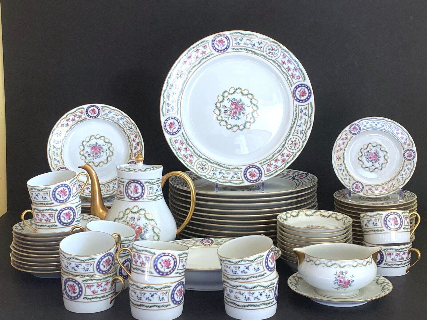 Haviland Limoges Louveciennes dinner service for 12! 72 pcs, 12 3/8'' plates