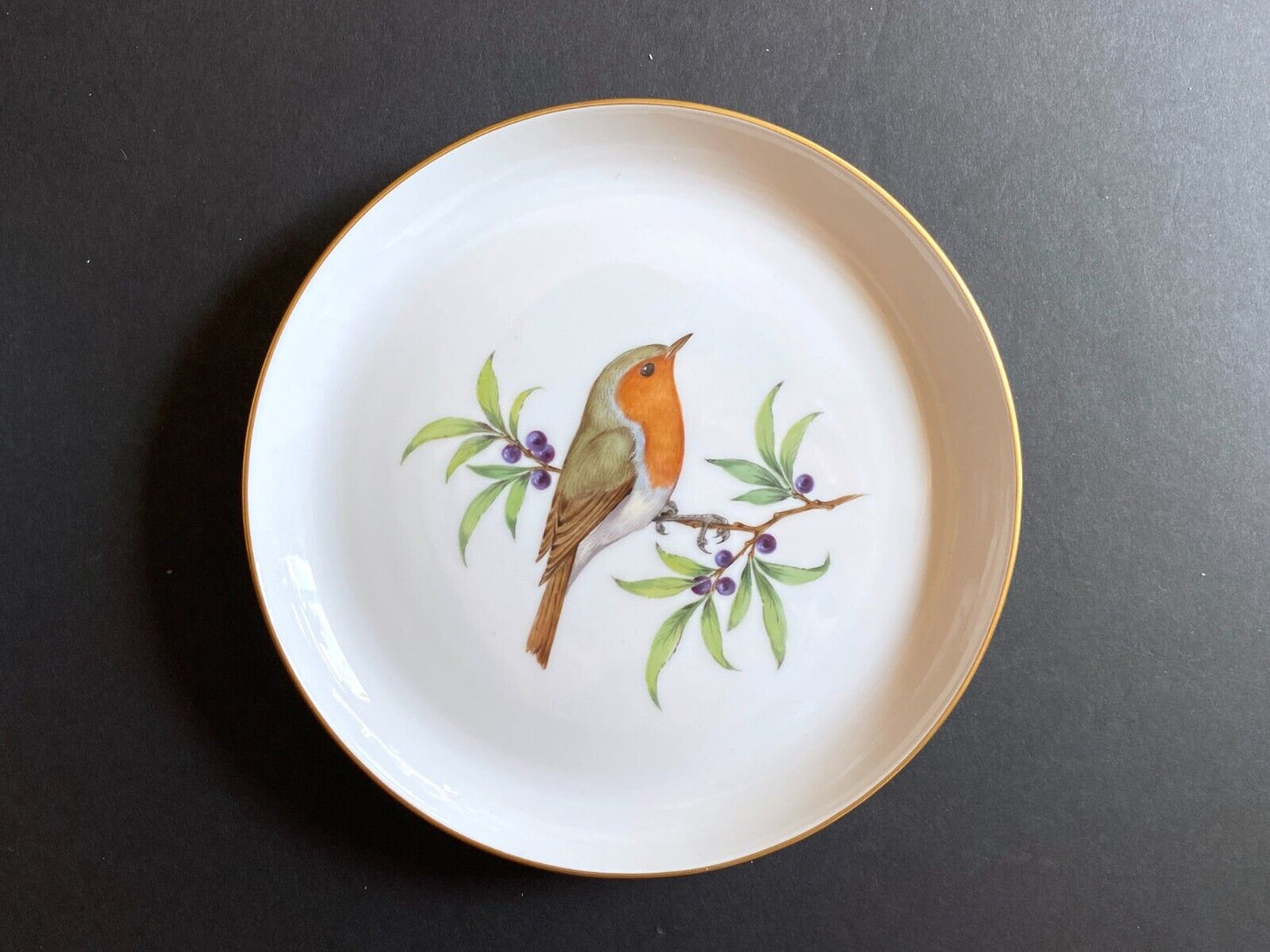 Meissen handpainted birds motif cabinet plates, set of 5, 1st choice, gold rim