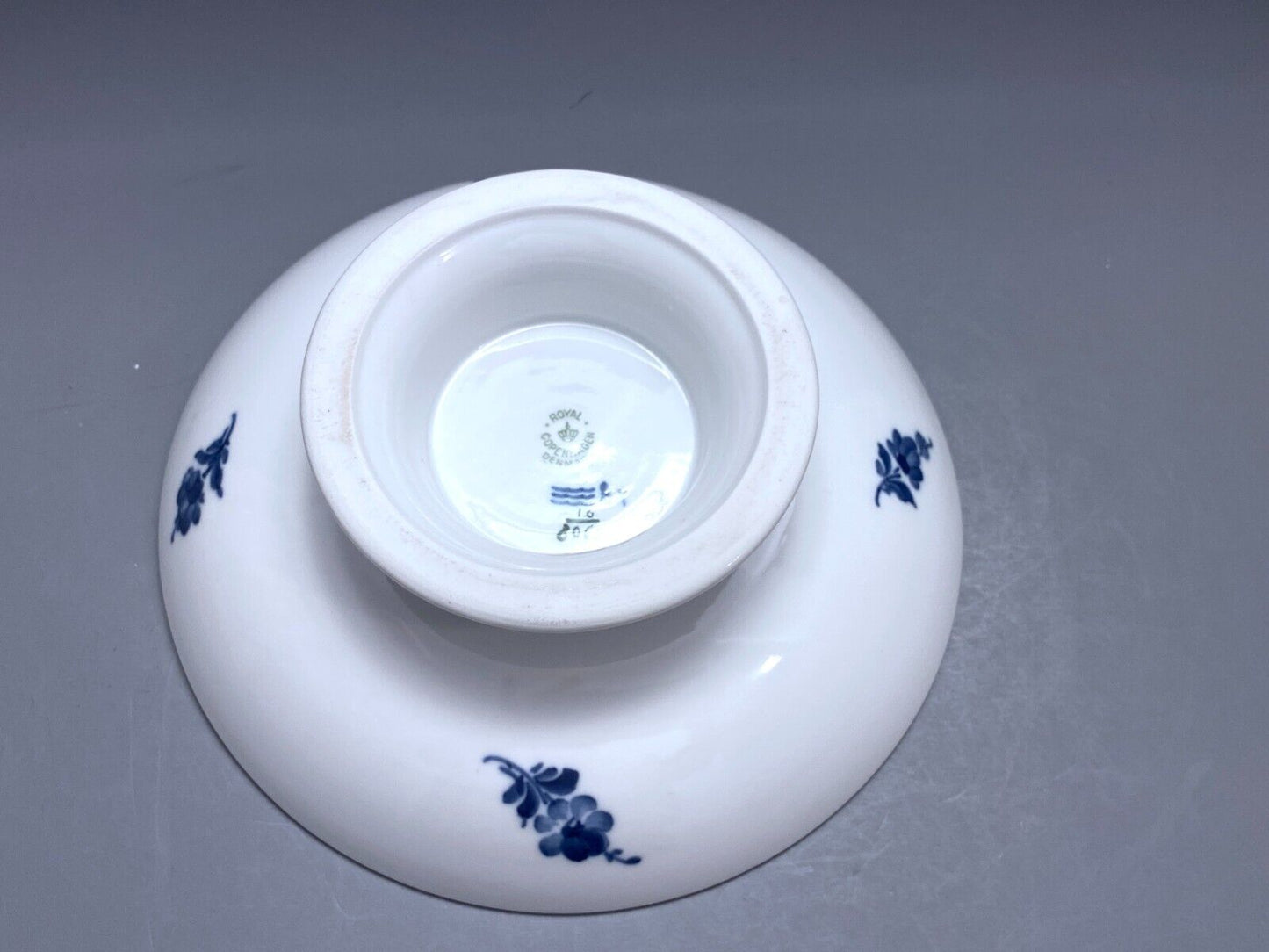 Royal Copenhagen Blue Flower Braided Pedestal Compote Bowl, No.8062, factory 1st