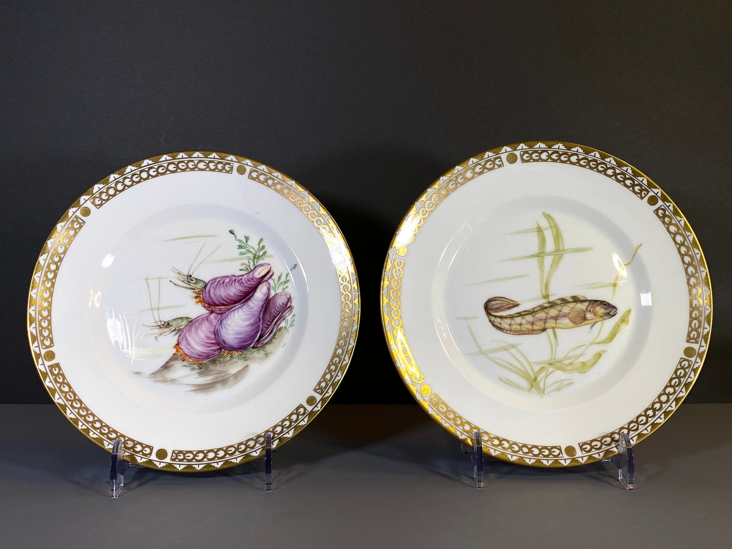 Set of 8 Royal Copenhagen hand-painted fish plates, gilt rim, ca. 1947, very rare! excellent condition, highly collectible