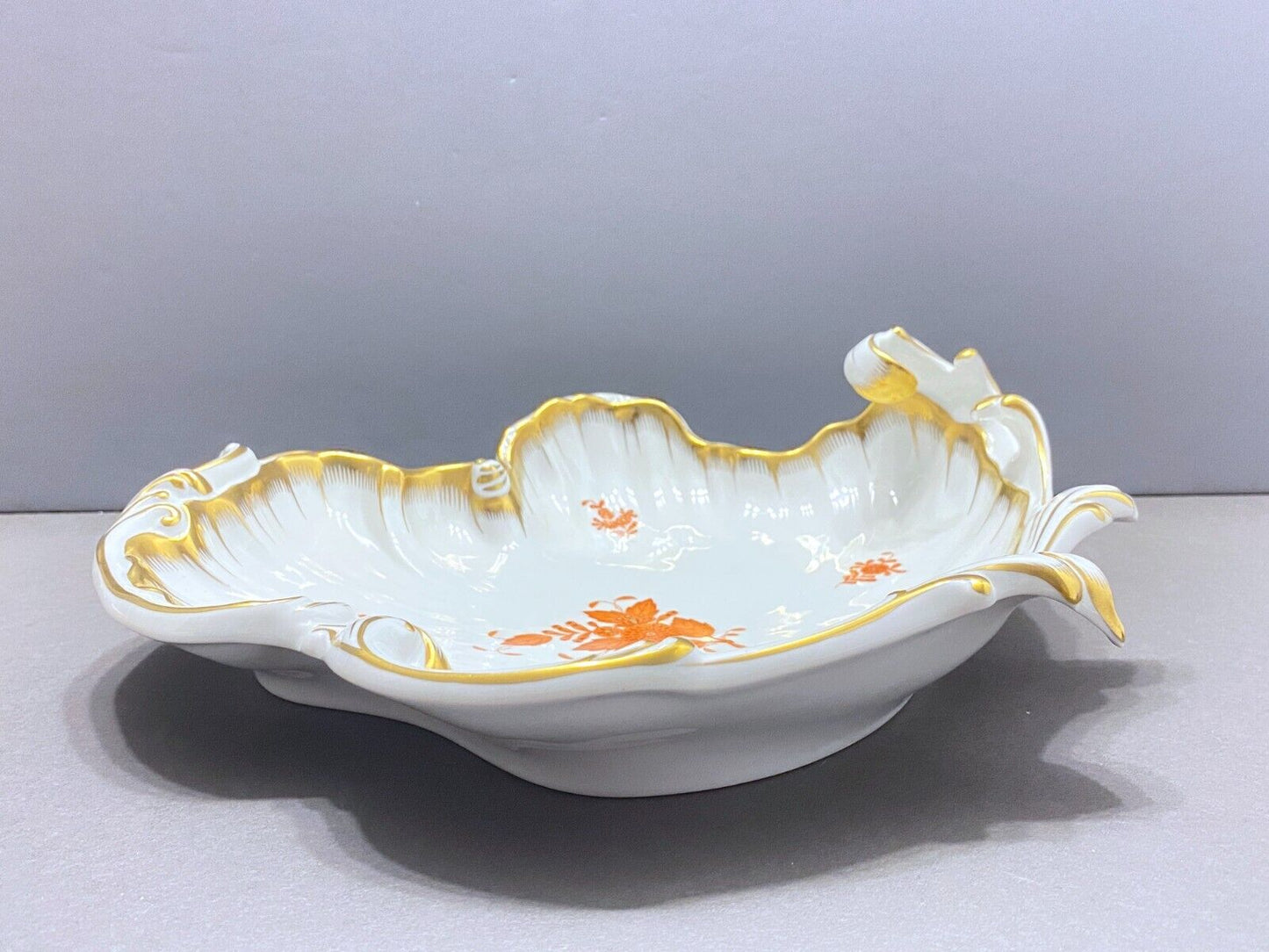 Herend Chinese Bouquet Rust (Apponyi Orange) LARGE Rococo /Wave/leaf dish, NICE