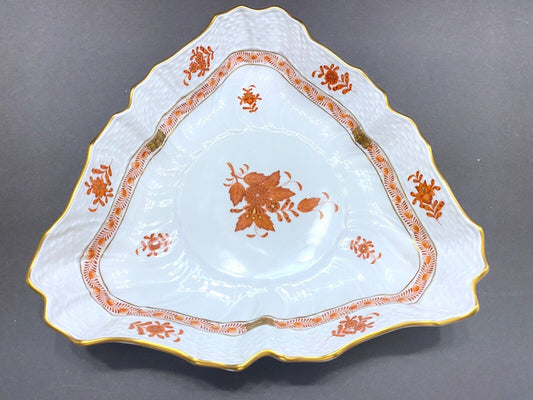 Herend Chinese Bouquet rust triangle shape serving dish/bowl, 1191/AOG. NICE