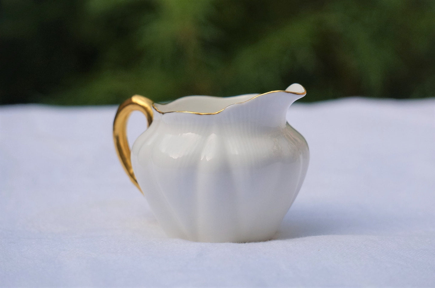 Shelley dainty shape "Regency" creamer - White Tea Cup with Gold Trim