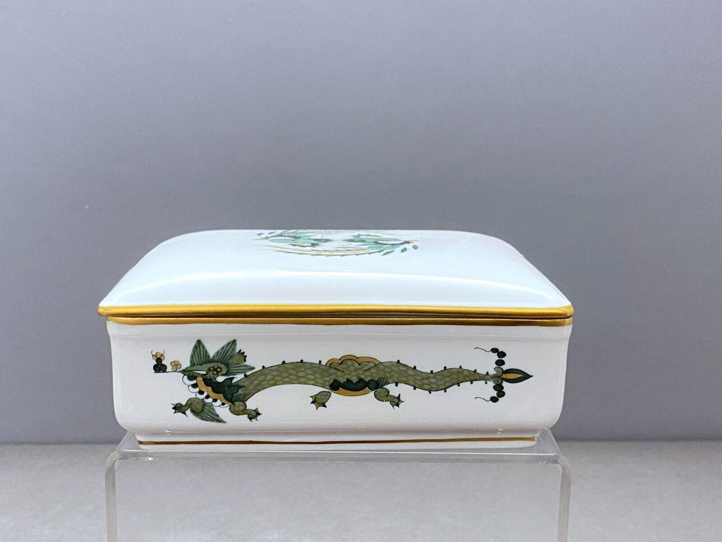 Meissen Rich Court dragon (Green) & birds covered Jewelry Box /trinket box, FAB