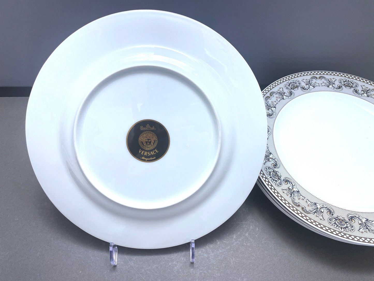 5 x Versace "Marqueterie" dinner plates, 10.5'' D, made in Germany by Rosenthal , black and white pattern with gold accents ,superb!