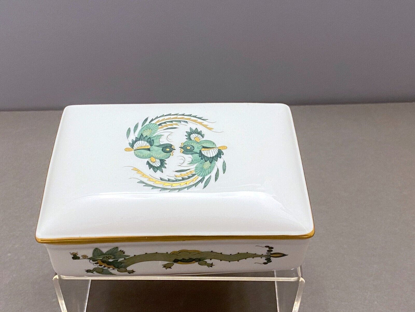 Meissen Rich Court dragon (Green) & birds covered Jewelry Box /trinket box, FAB