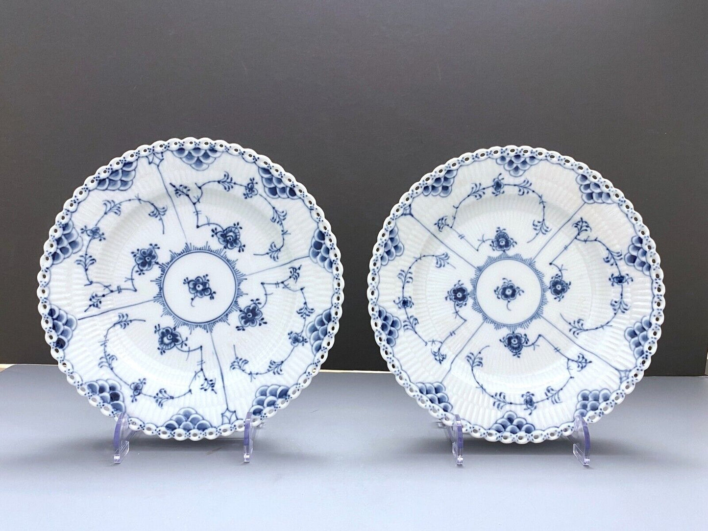 Set of 6 ROYAL COPENHAGEN Blue Fluted "Full Lace" luncheon plates, 9 inches, EXE