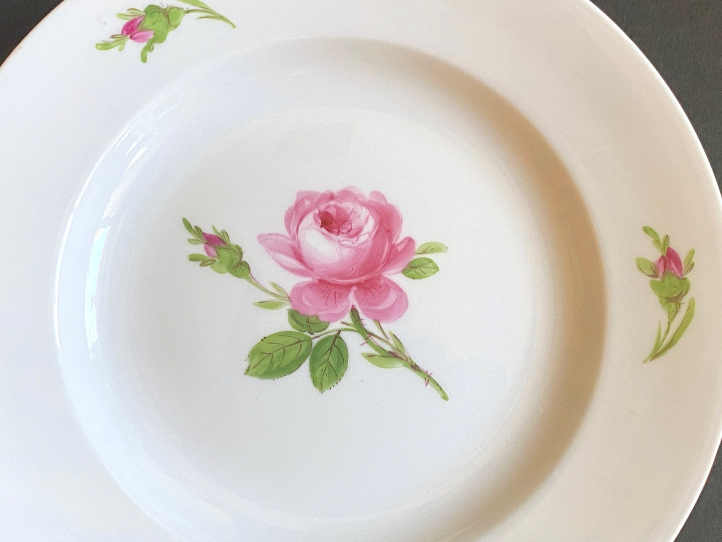 Set of 5 Vintage MEISSEN "Roses" bread and butter plates, 6 inches, ca. 1852-1870, excellent