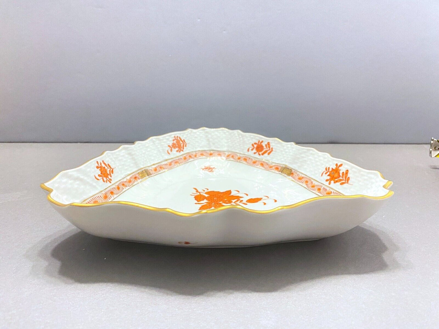 Herend Chinese Bouquet rust triangle shape serving dish/bowl, 1191/AOG. NICE