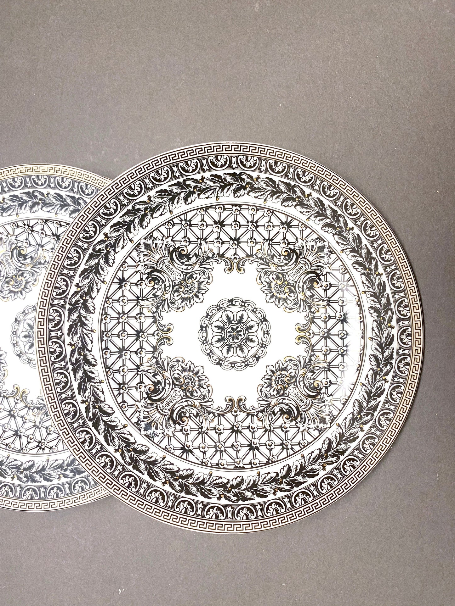 3x Versace "Marqueterie" dinner plates, 8 3/4'' D, by Rosenthal in Germany , black and white pattern with gold accents ,superb!