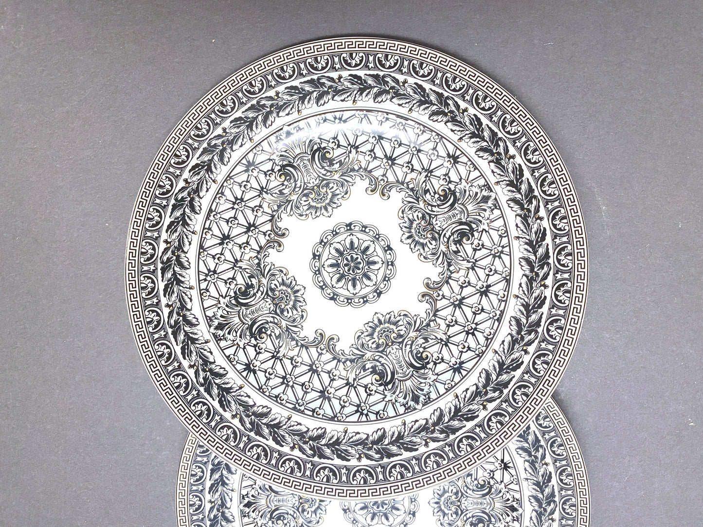 3x Versace "Marqueterie" dinner plates, 8 3/4'' D, by Rosenthal in Germany , black and white pattern with gold accents ,superb!