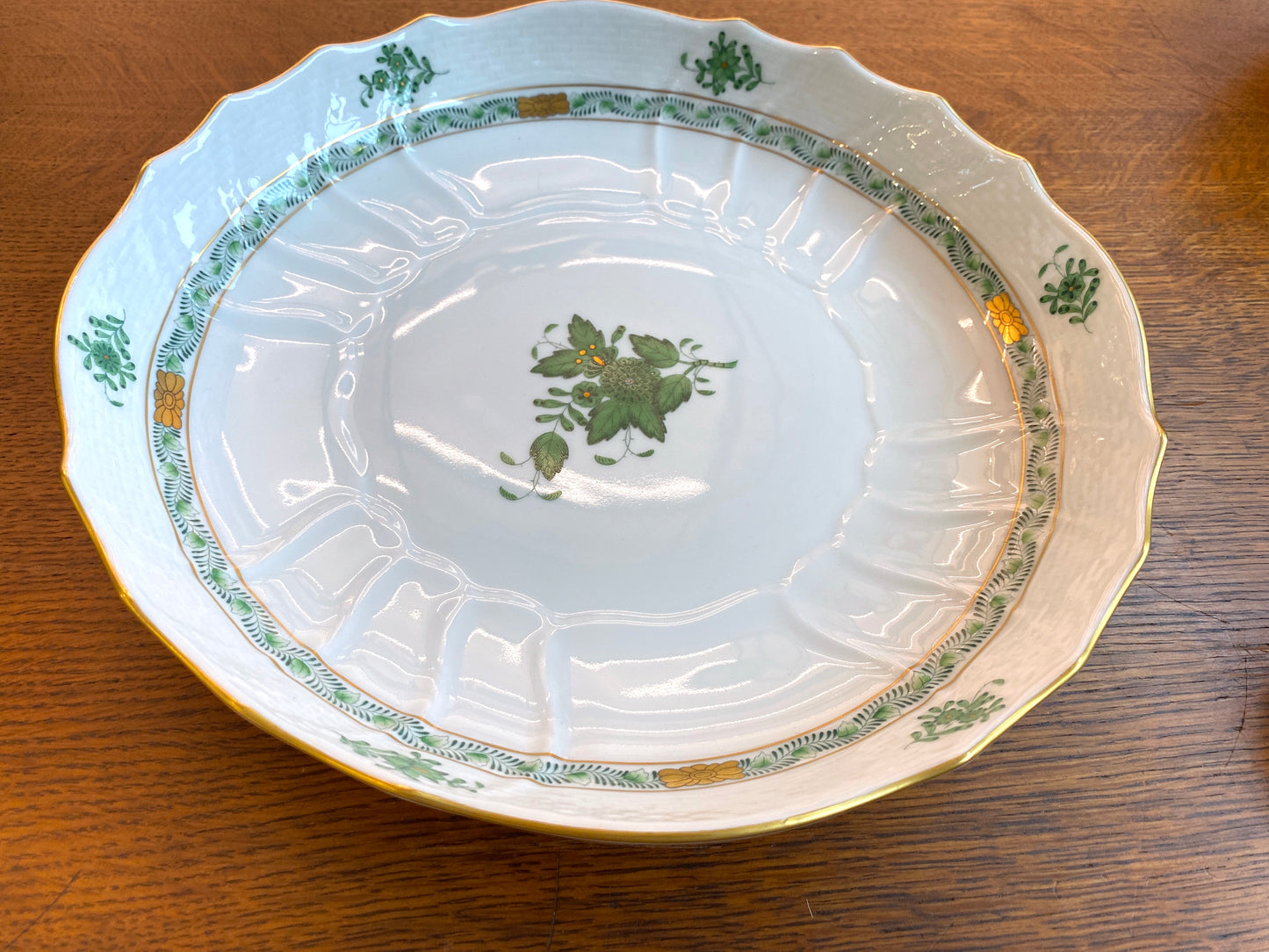 Herend "Chinese Bouquet" Apponyi Green round serving bowl, 82/AV, 10'' D, mint!