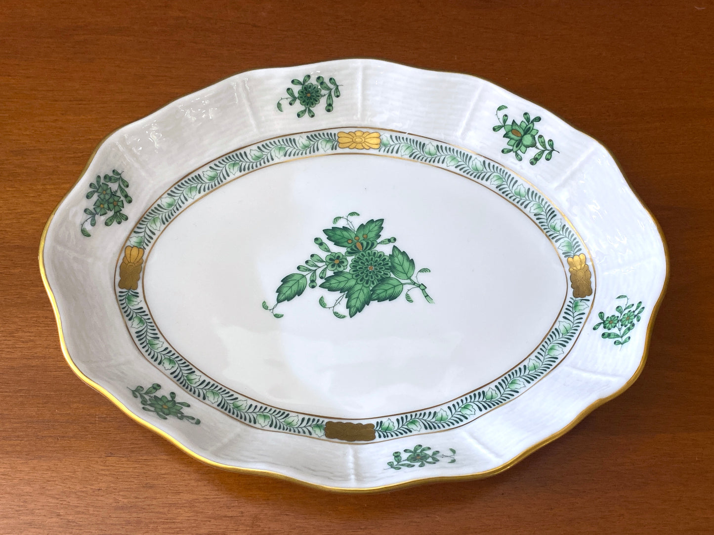 Herend "Chinese Bouquet" Apponyi Green round serving bowl, 82/AV, 10'' D, mint!