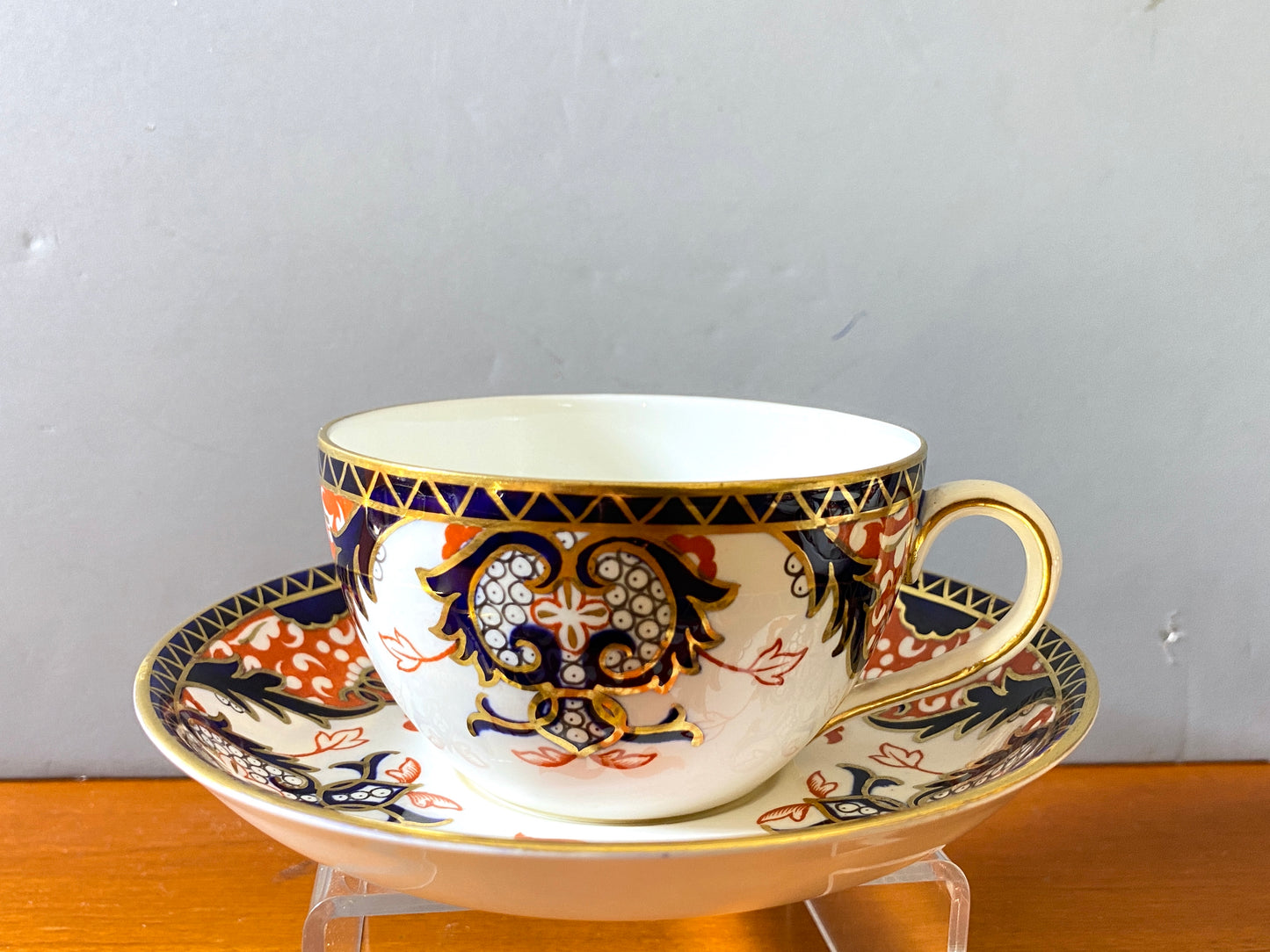 ca.1901-1912 Royal Crown Derby "Kings" ( #1720) Imar bone china teacups, set 8