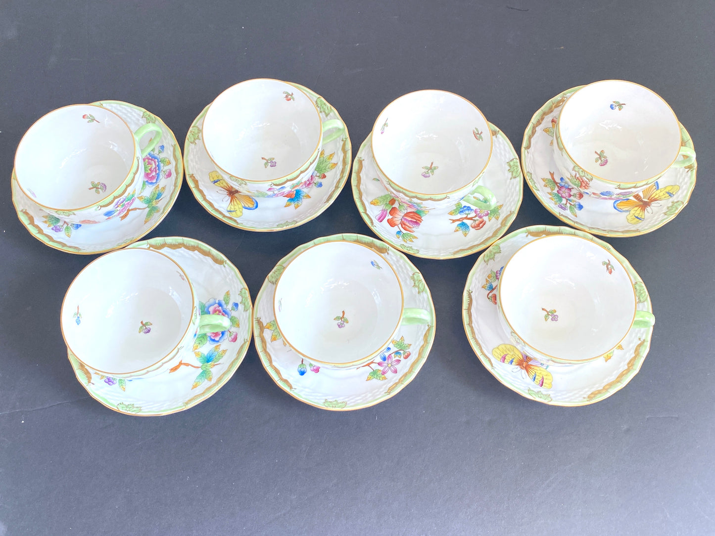 7 sets Herend Hungary "Queen Victoria" flat tea/coffee cups w/ saucers,#1726 VBO, Pristine condition