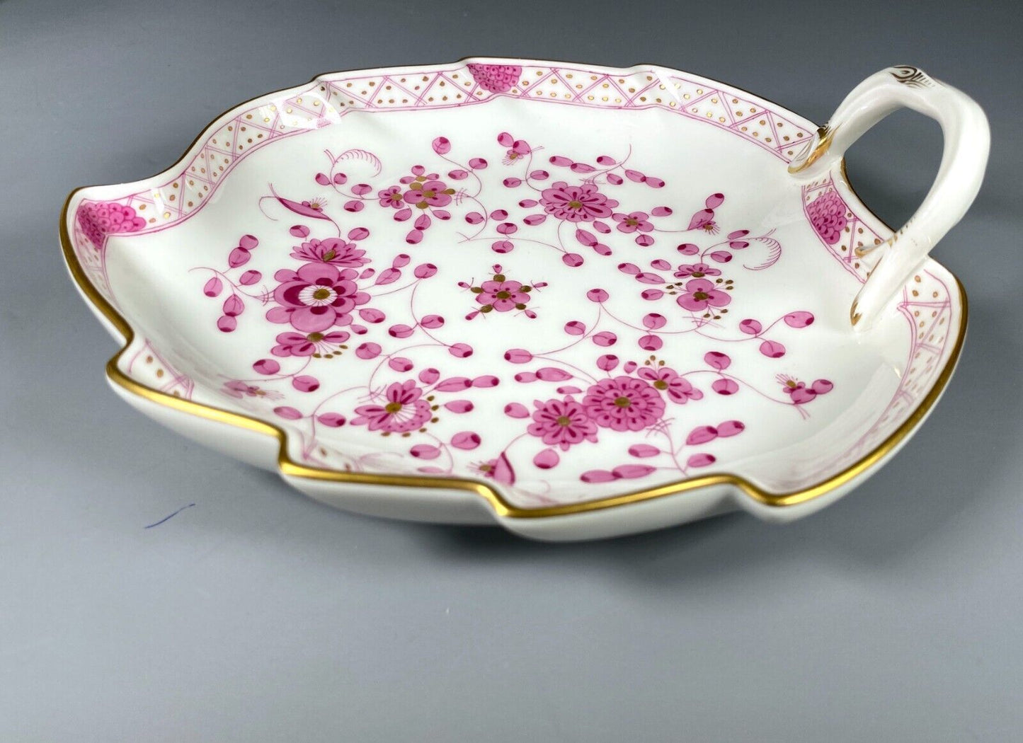 MEISSEN Pink "India flower" leaf dish, camaieu painting w/gilt rim, 1st quality