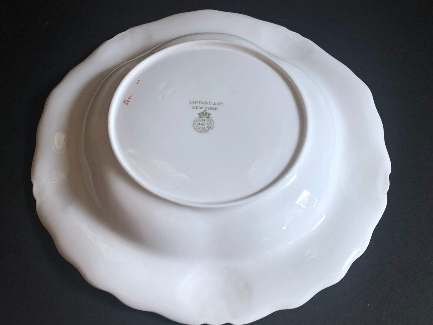 Set of 8 Tiffany & Co. collector Plates by Royal Worcester, raised shell design