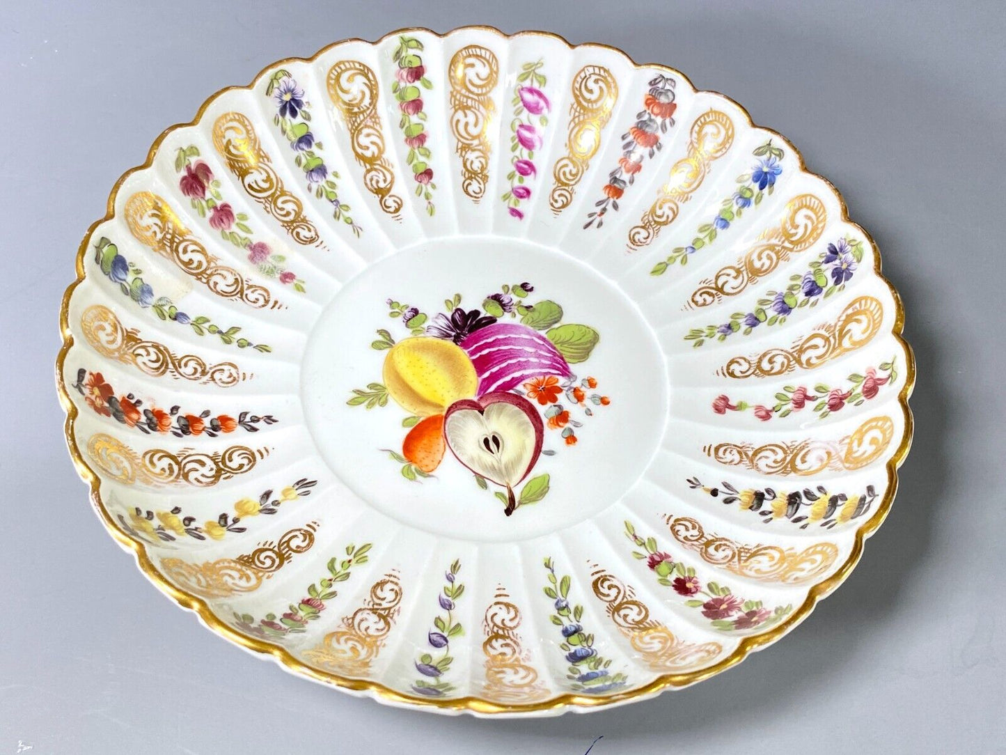 2 x MEISSEN serving bowl, polychrome floral, fruit painting, gilding, 19century