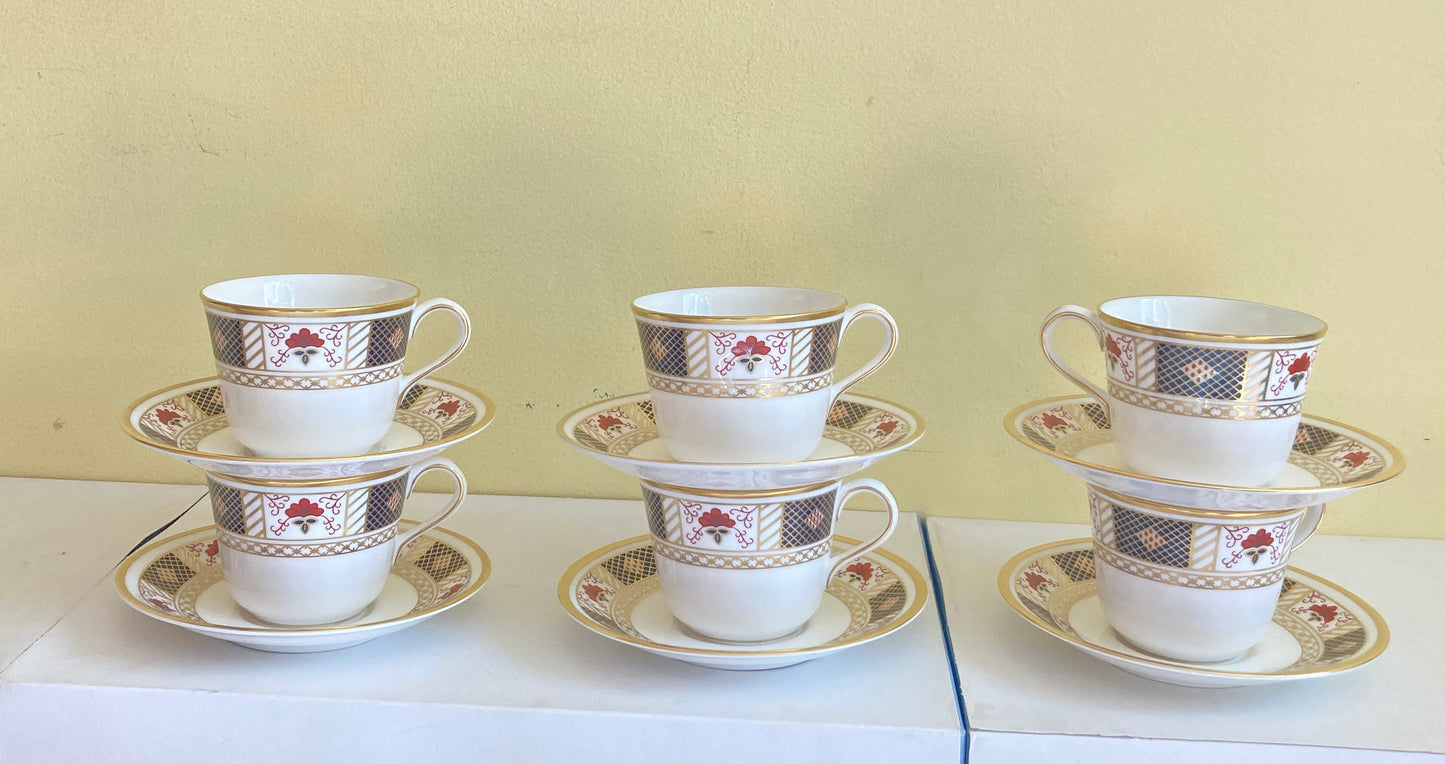 set of 6 Royal Crown Derby "Derby Border" bone china coffee/teacups w/ saucers. superb! like new condition!