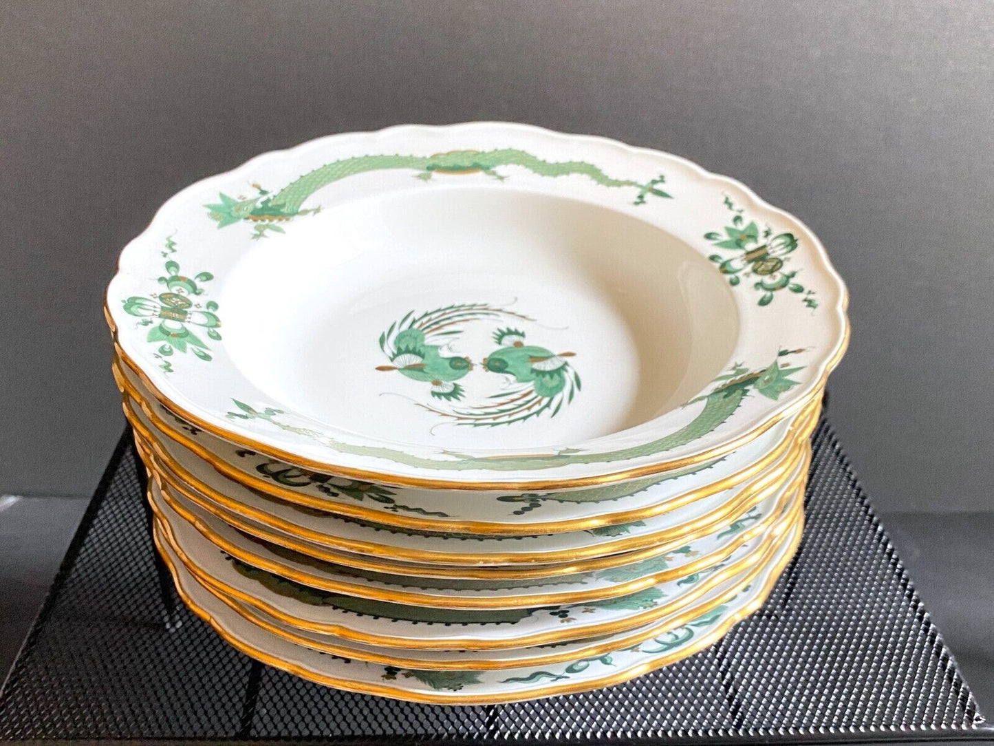 set 8 Meissen Reicher Court Green dragon & birds soup bowls, 1st quality