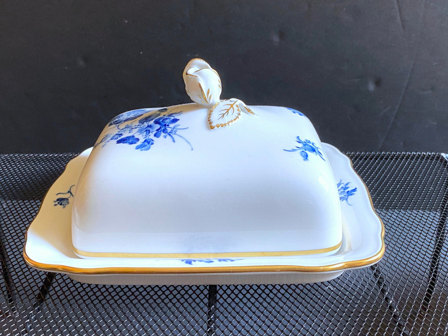 MEISSEN Blue Floral butter dish with gold accent, 1st quality, Exquisite!