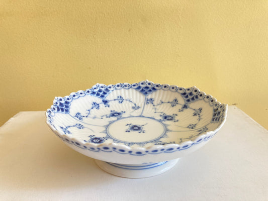 Royal Copenhagen Blue Fluted Full Lace Footed Compote bowl, No.511, 1st quality! graceful