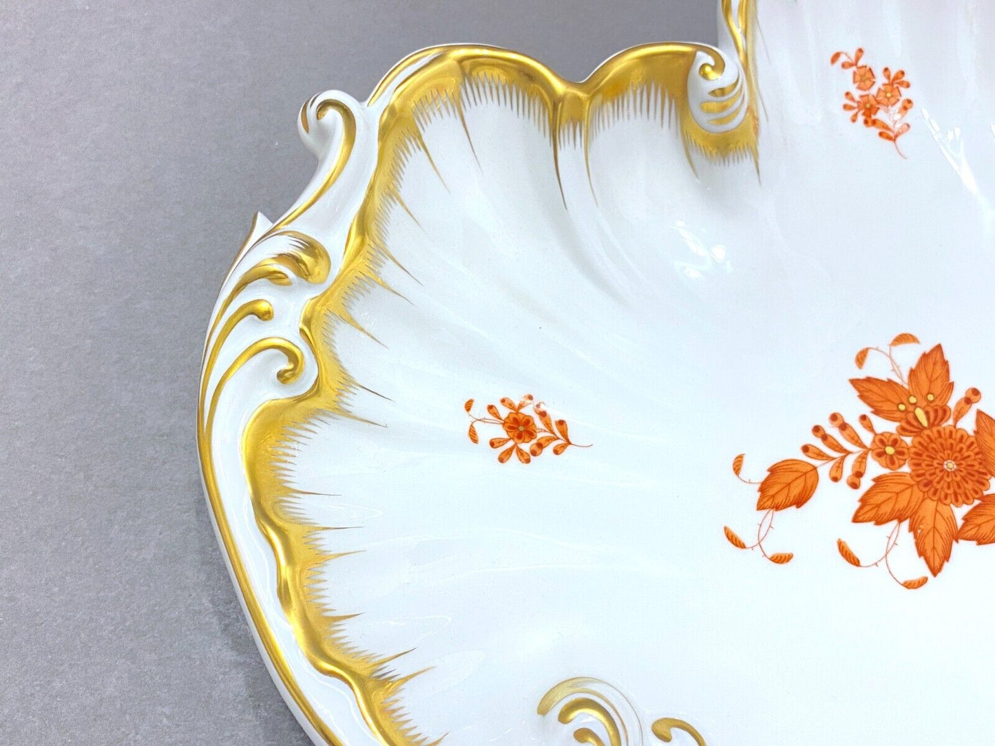 Herend Chinese Bouquet Rust (Apponyi Orange) LARGE Rococo /Wave/leaf dish, NICE