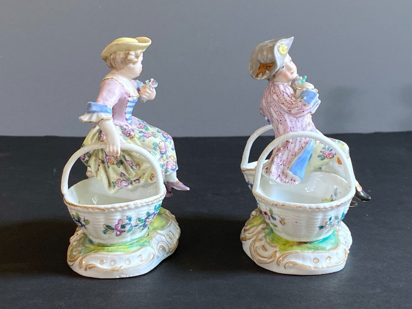 MEISSEN Man and Woman Figural Salt Cellars ,circa 1924-34, 1 st choice, nice