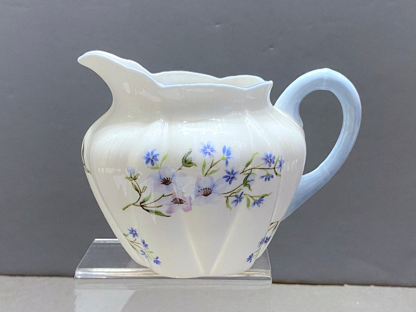 Shelley "Blue Rock" creamer in dainty shape, Fine English bone China, circa 1940s.