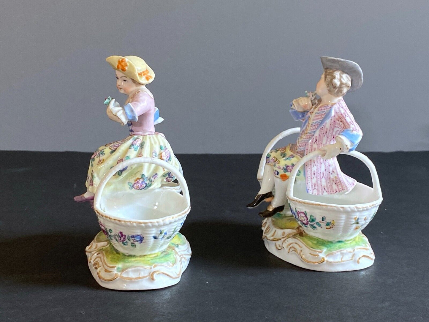 MEISSEN Man and Woman Figural Salt Cellars ,circa 1924-34, 1 st choice, nice