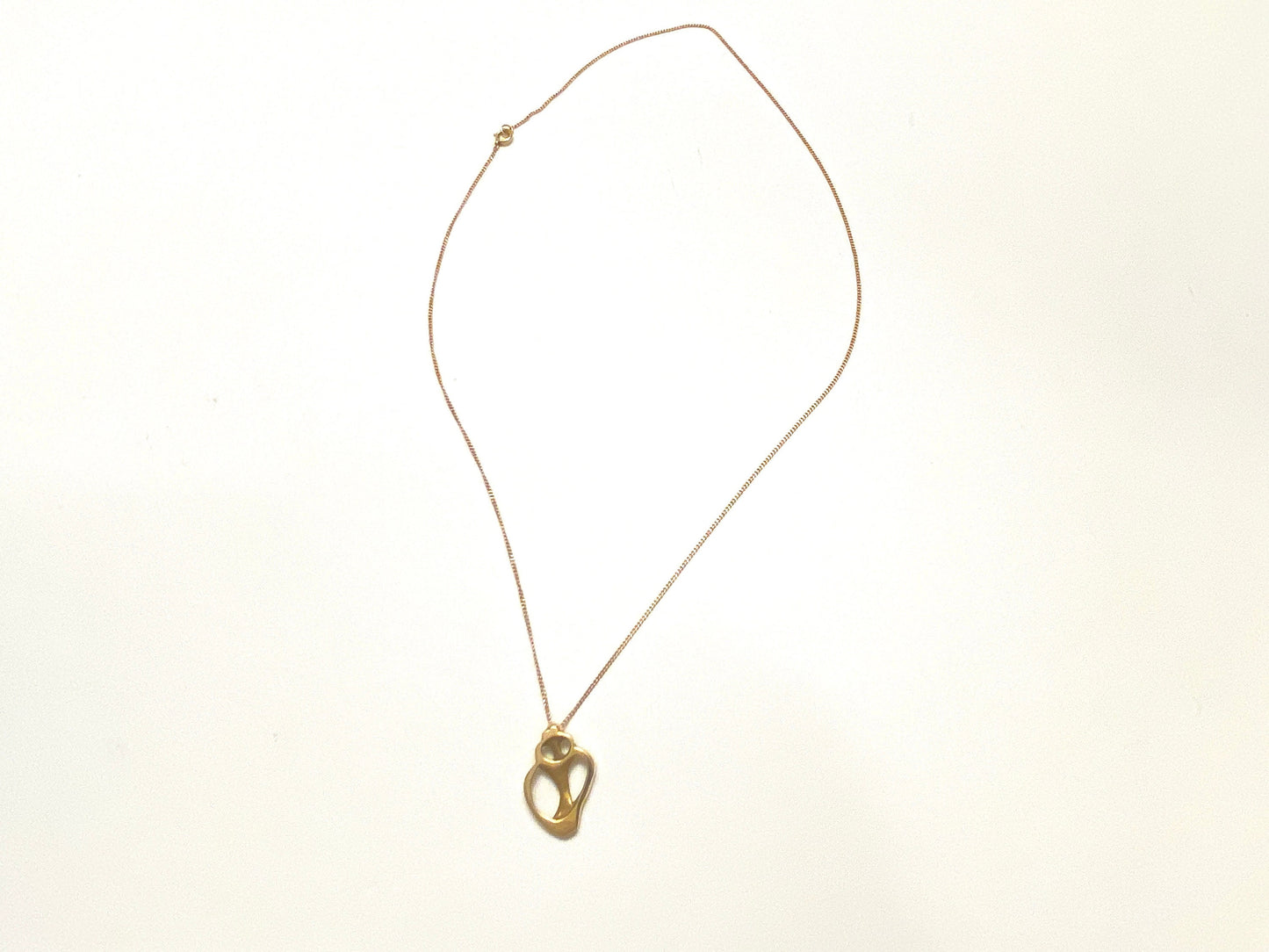 Tiffany & Co. 18k gold Seashell pendant necklace by Angela Cummings, best gift!