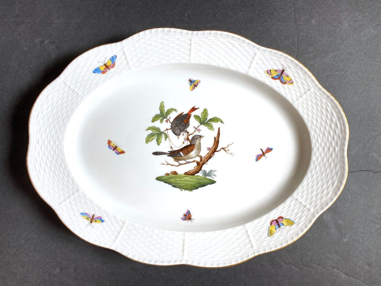 Herend Rothschild Bird serving oval platter with scalloped and gilt tim, 420/RO