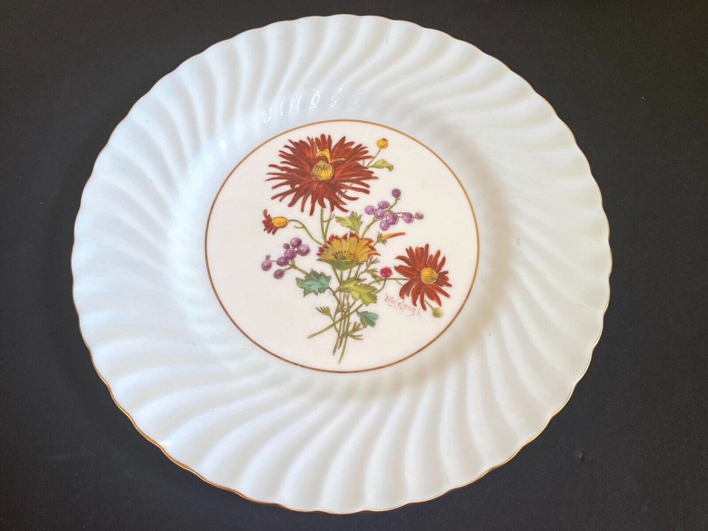 Minton England cabine plates with handpainted floral, artists signed, excellet!