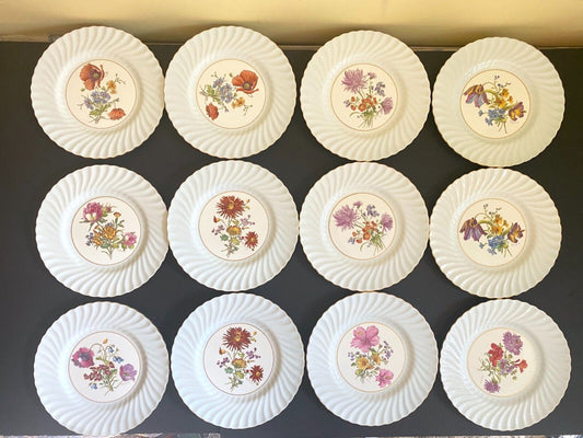 Minton England cabine plates with handpainted floral, artists signed, excellet!